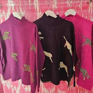 Leopard Print Women's Sweater - Black and Pink